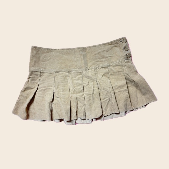 Aeropostale Dresses & Skirts - Aeropostale Khaki Corduroy Pleated Skirt